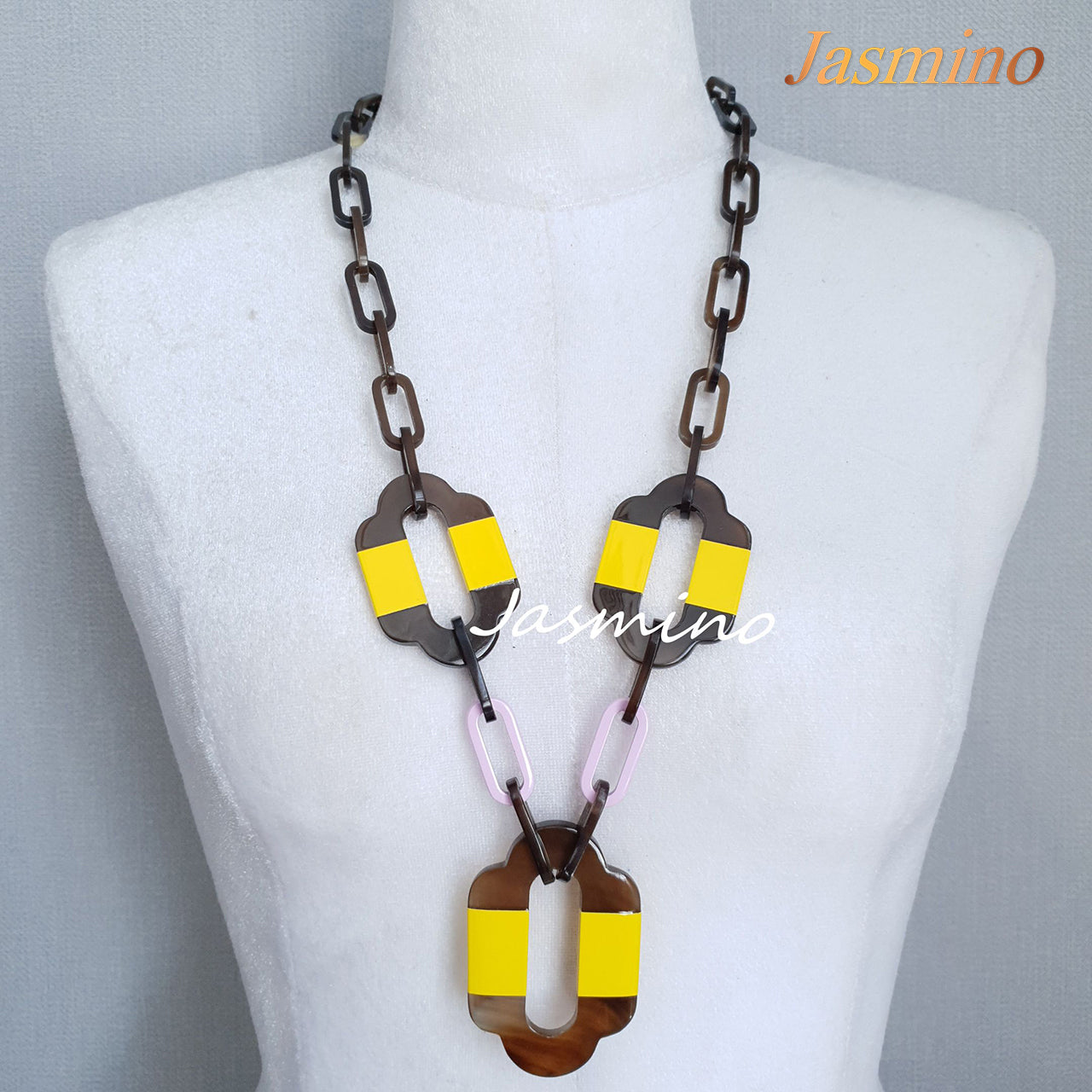 the highlight of this necklace is three unique large horn pieces painted saffron yellow- 80cm, impressive gift for your friend