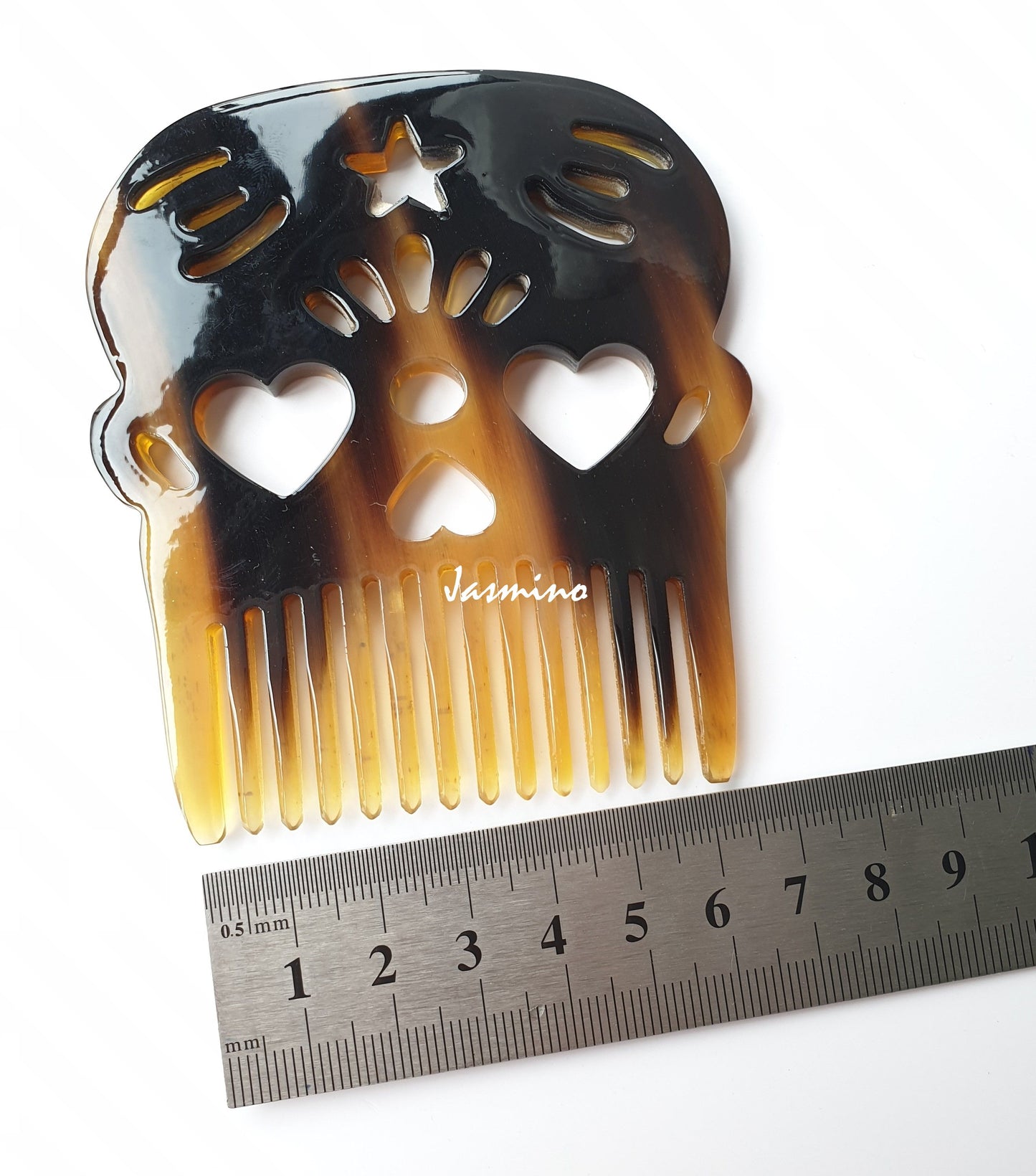 Jasmino unique handmade Ancient Vintage small comb is shape by a skull in natural buffalo horn for women