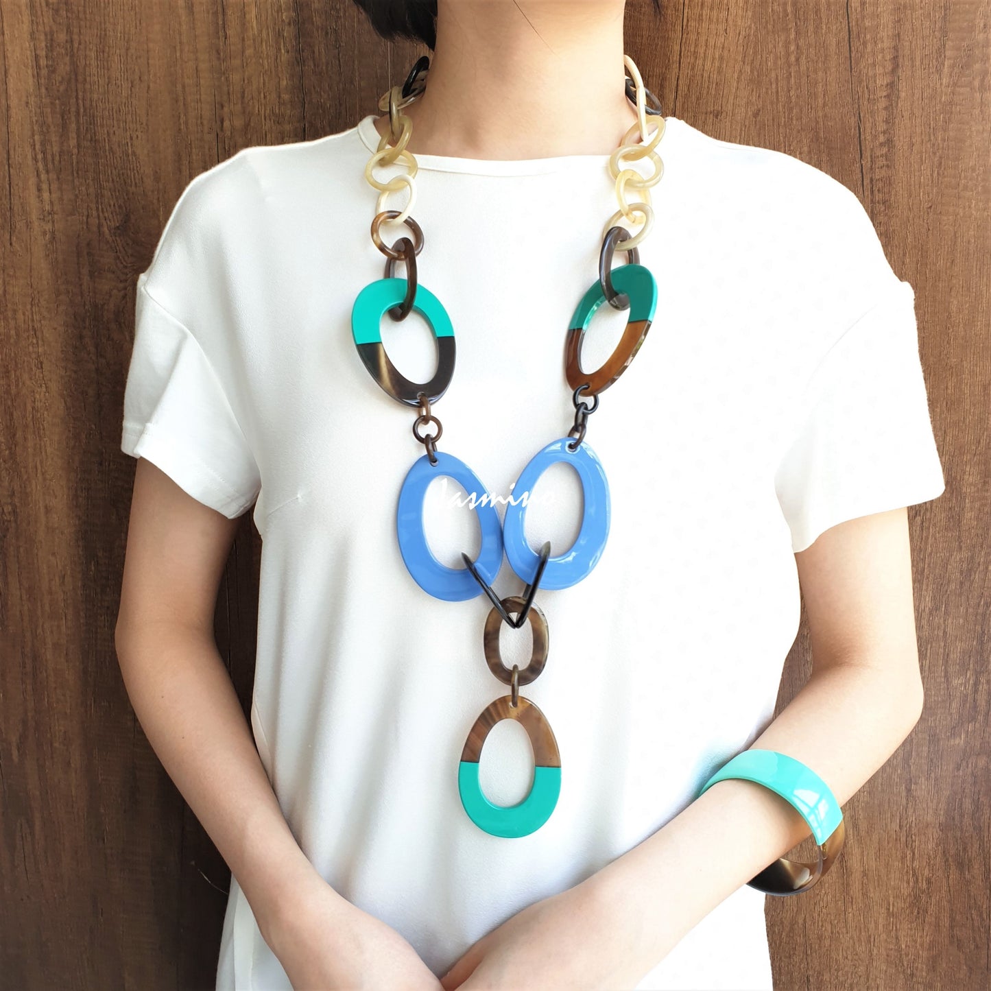 unique handmade Bohemian oval chain link necklace features blue and turquoise in natural buffalo horn for women's gifts