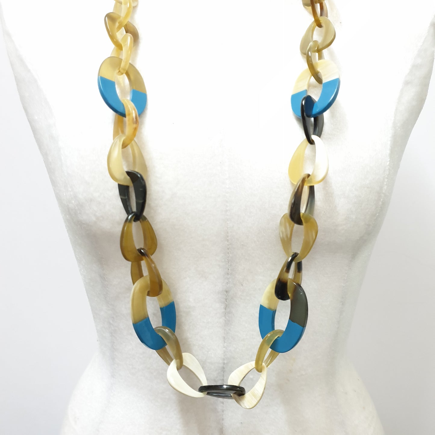 The necklace has some large pieces with half natural horn and half blue lacquer, unique gift for her