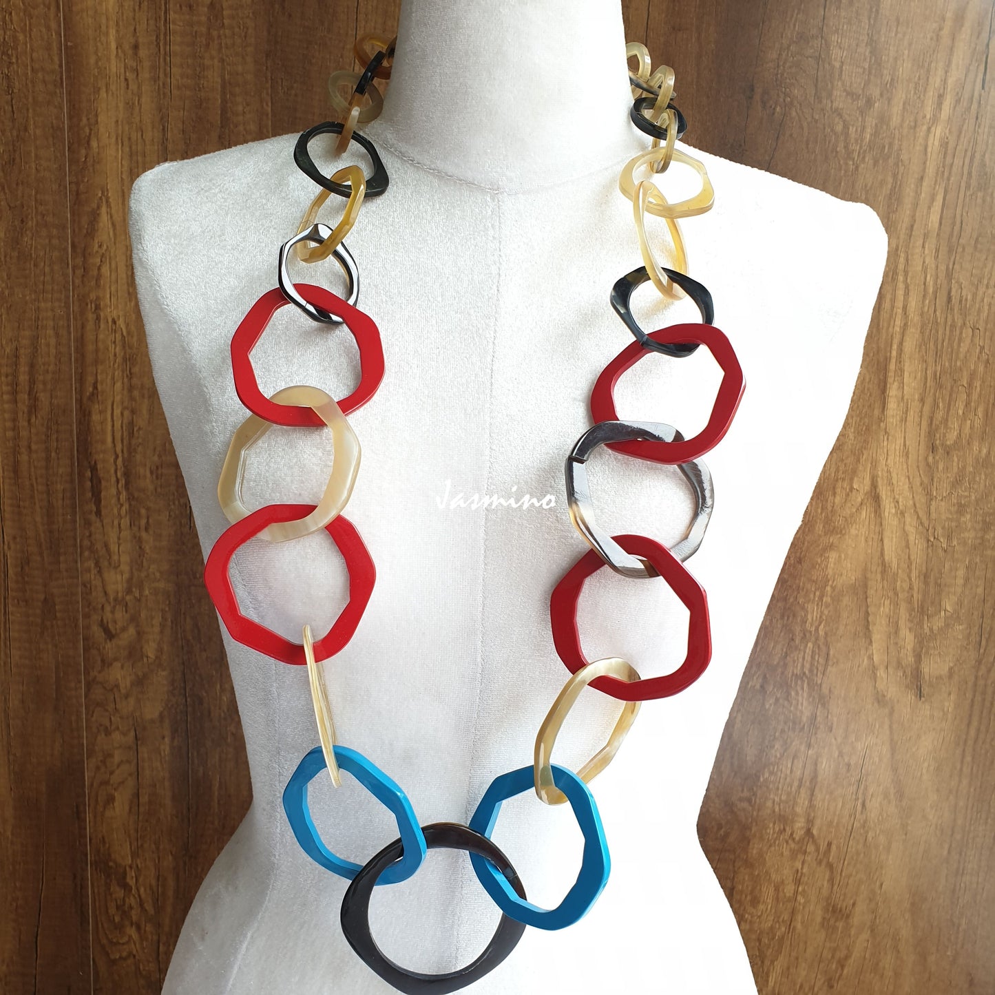 Jasmino unique handmade Vintage geometric circle chain link necklace in natural buffalo horn for women on Thanksgiving