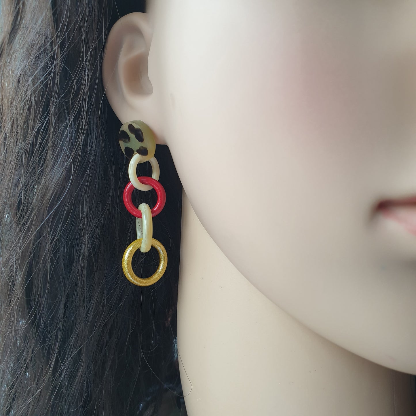 unique spotted leopard circle drop earrings feature golden color and chain links in natural buffalo horn for women's gifts